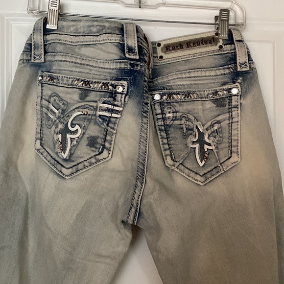 Light Blue Rock Revival Cropped Jeans Size 27 & 29 NWT - Picture 6 of 9